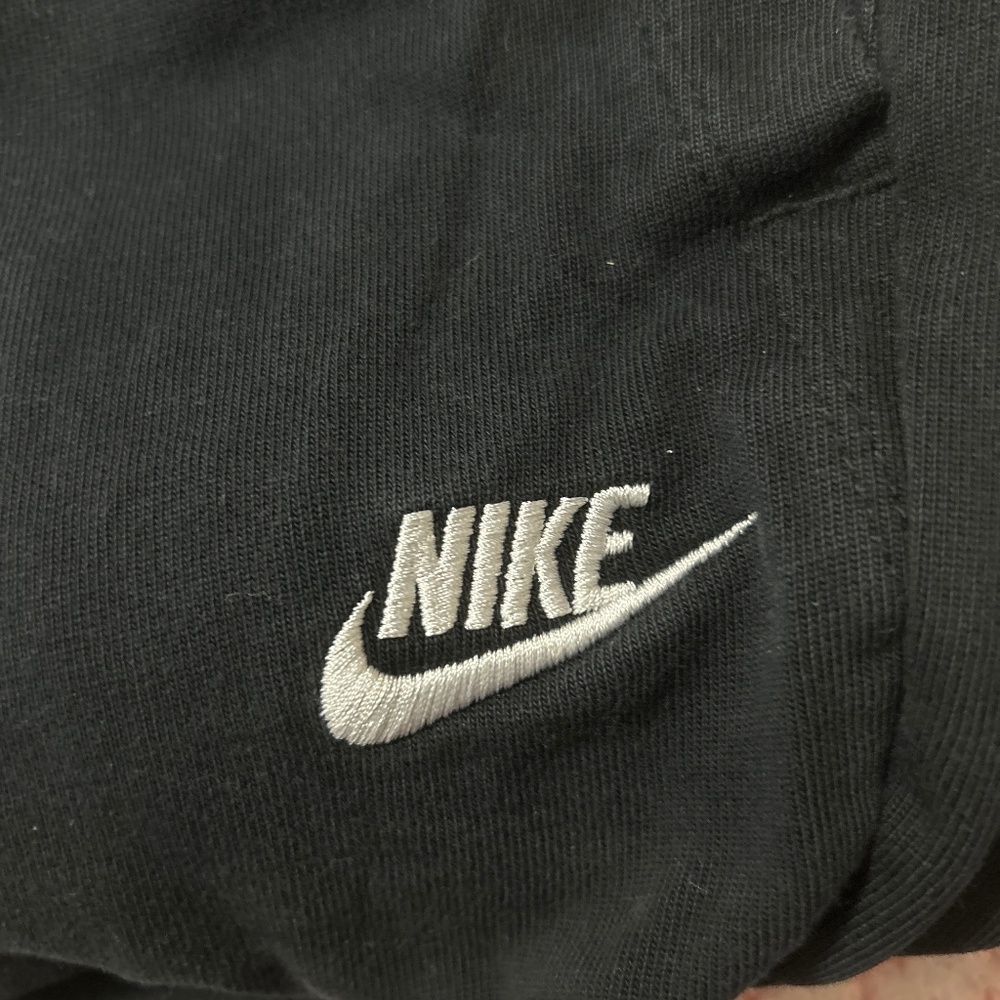 Nike Women's Sportswear Club Fleece Pants - Picture 2 of 4